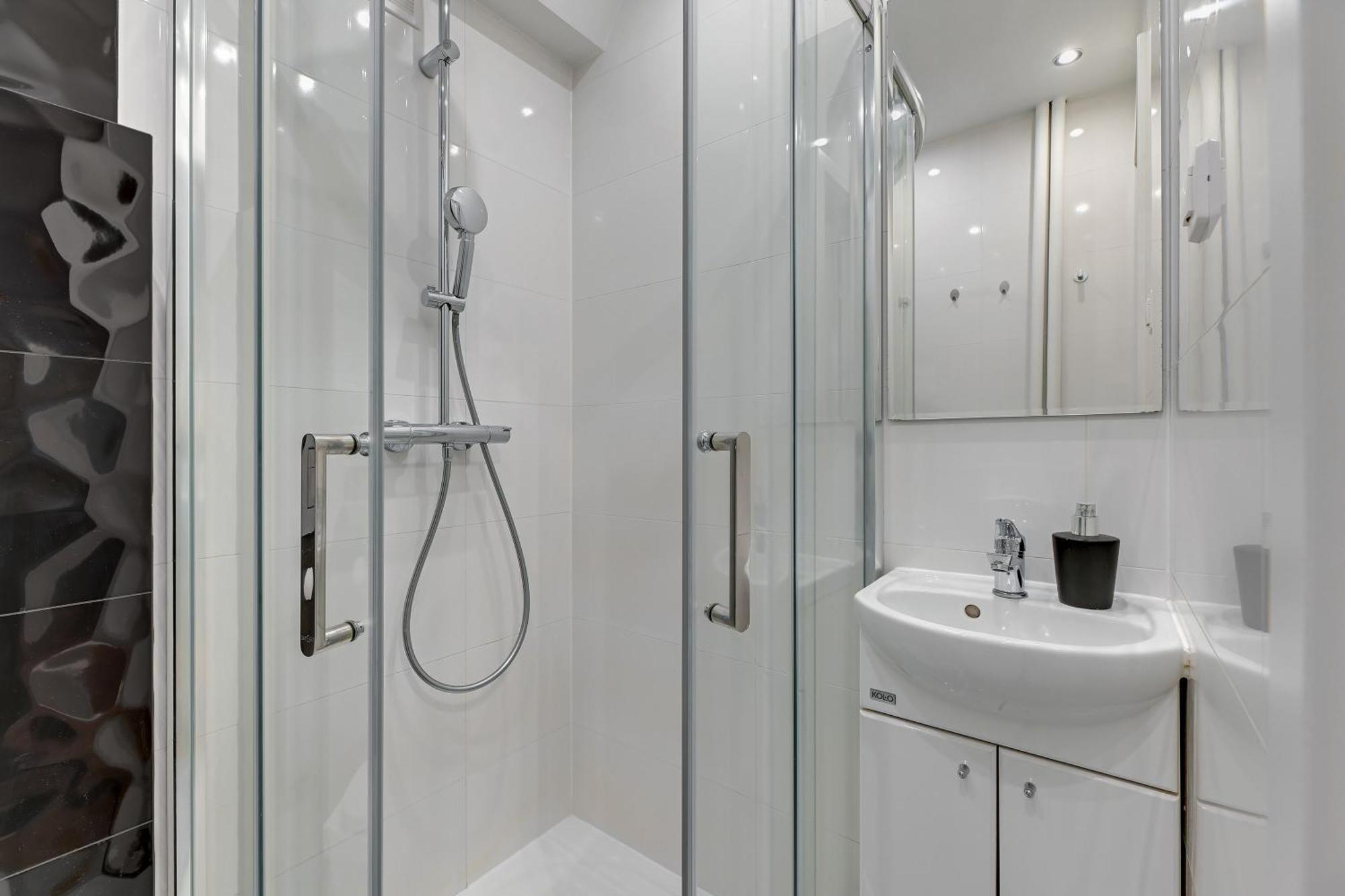 Motlawa Bulvar Residence Z Widokiem Na Rzeke Motlawa By Downtown Apartments Gdansk Bagian luar foto